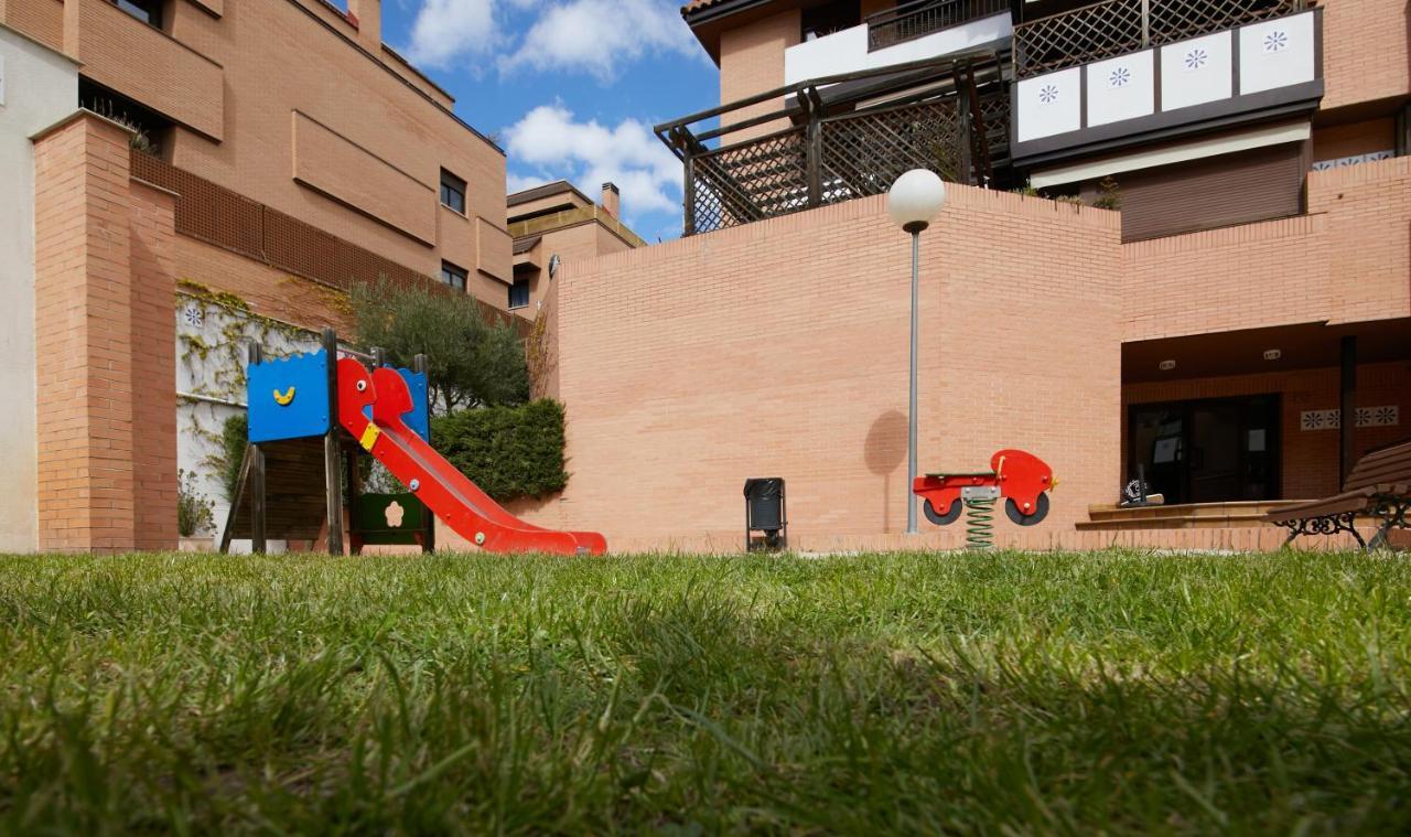 Apartamento Las Rozas Village Ngoại thất bức ảnh